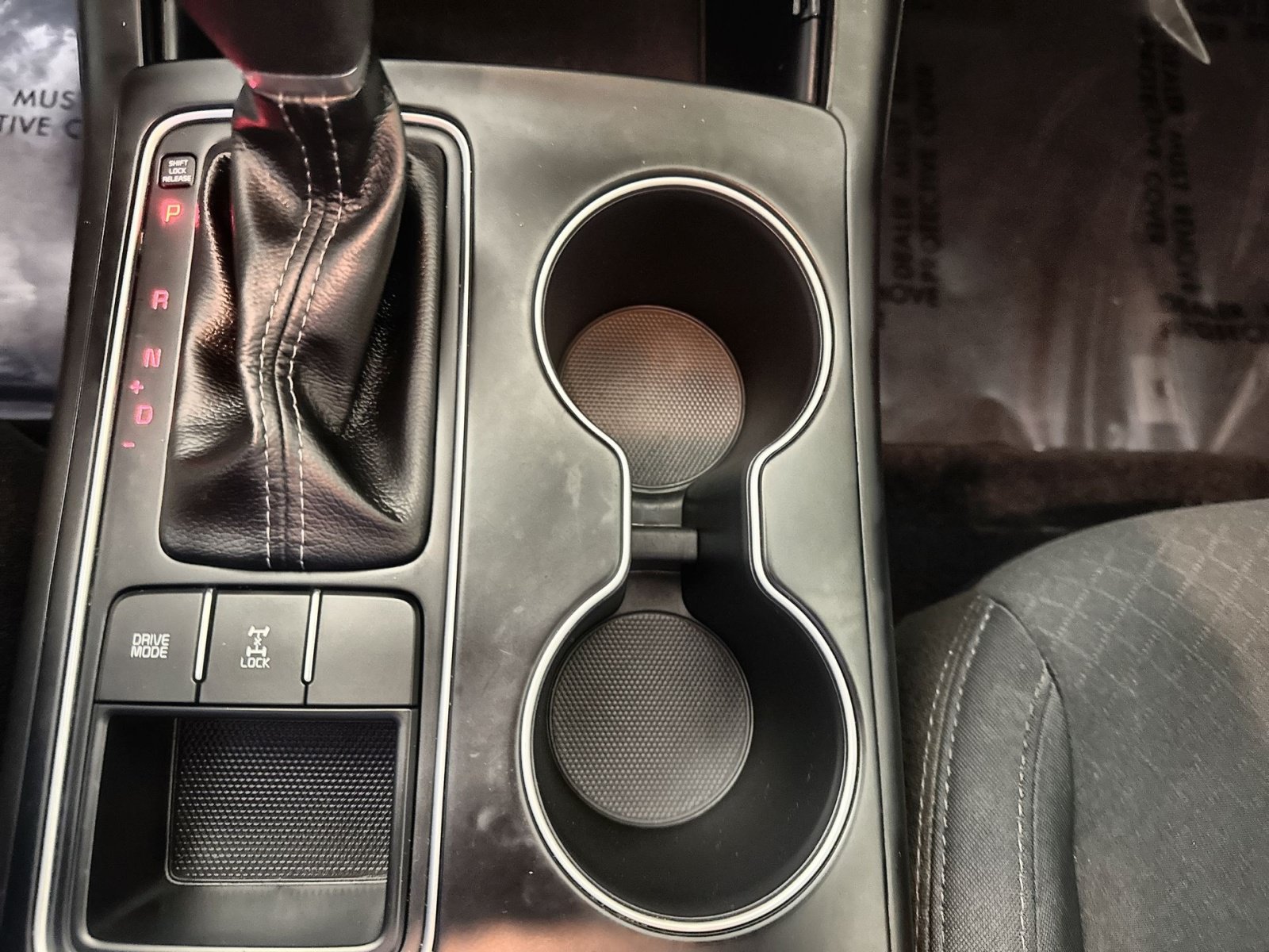 Used 2019 Kia Sorento AWD V6 image 23