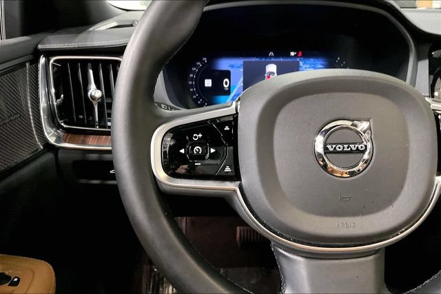 Certified 2025 Volvo V60 B5 Cross Country Ultra AWD/4WD image 19