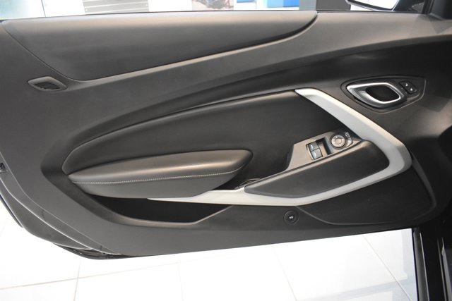 Used 2021 Chevrolet Camaro SS image 12