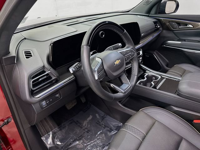 Used 2025 Chevrolet Traverse High Country image 11