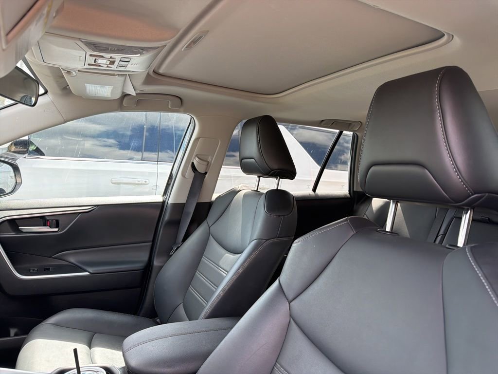 Used 2023 Toyota RAV4 XLE Premium FWD image 6