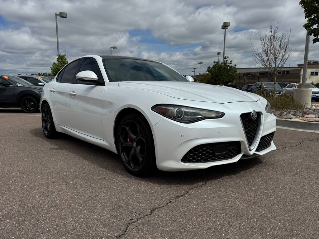 Used 2018 Alfa Romeo Giulia Ti Sport w/ Quick Order Package 22S Sport AWD/4WD image 1