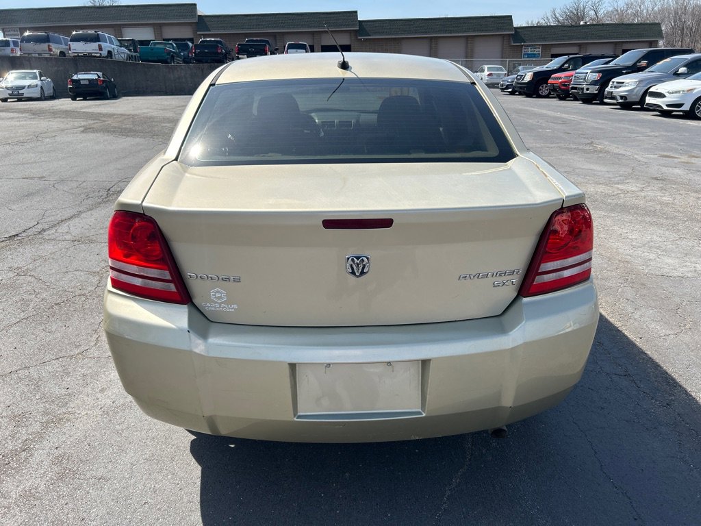Used 2010 Dodge Avenger SXT FWD image 7