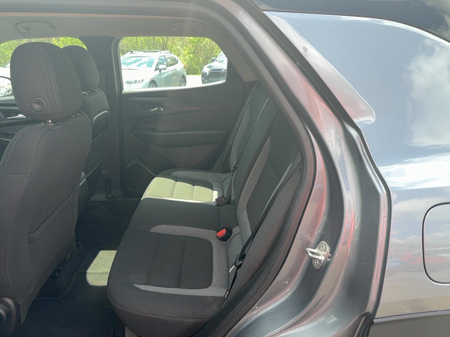 Used 2021 Chevrolet TrailBlazer LS FWD image 9