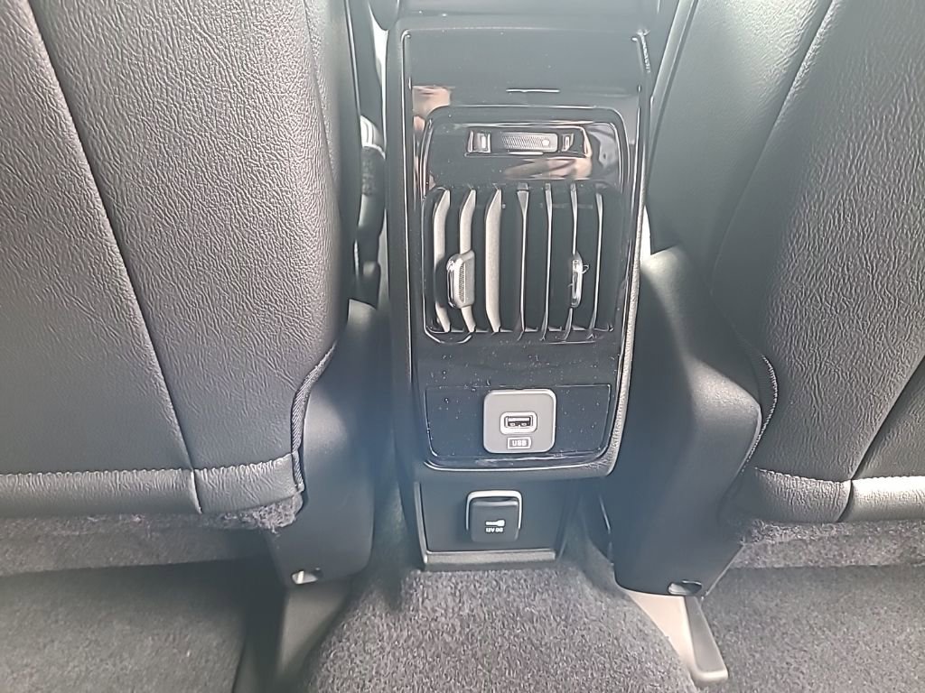 New 2025 Jeep Compass Limited w/ Sun & Sound Group image 23