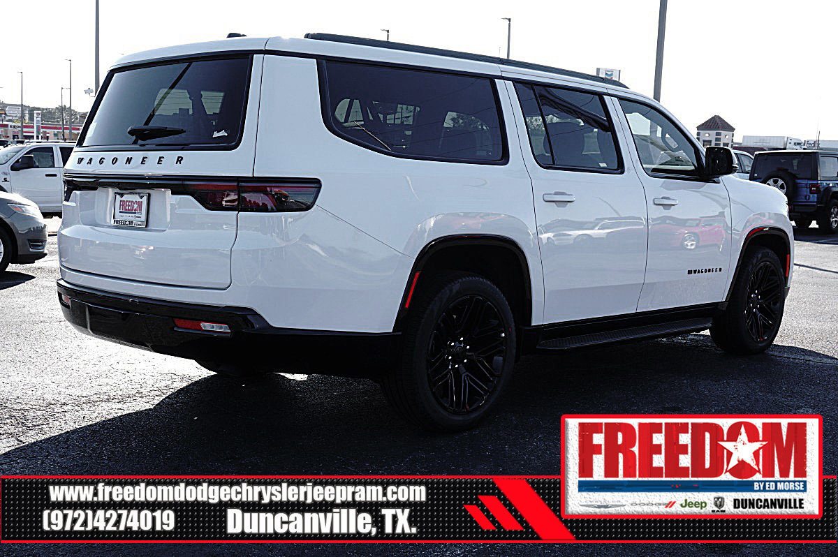 New 2025 Jeep Wagoneer L Series II w/ Premium Group I image 5