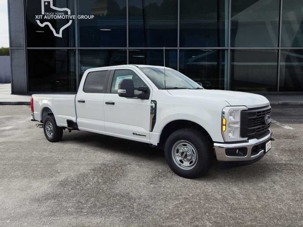 New 2026 Ford F350 XL image 1