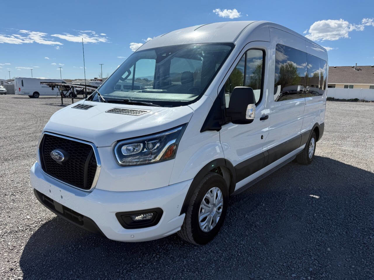 Used 2023 Ford Transit 350 XLT RWD image 7