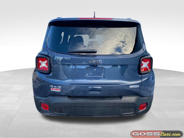 Used 2020 Jeep Renegade Latitude w/ Cold Weather Group image 4