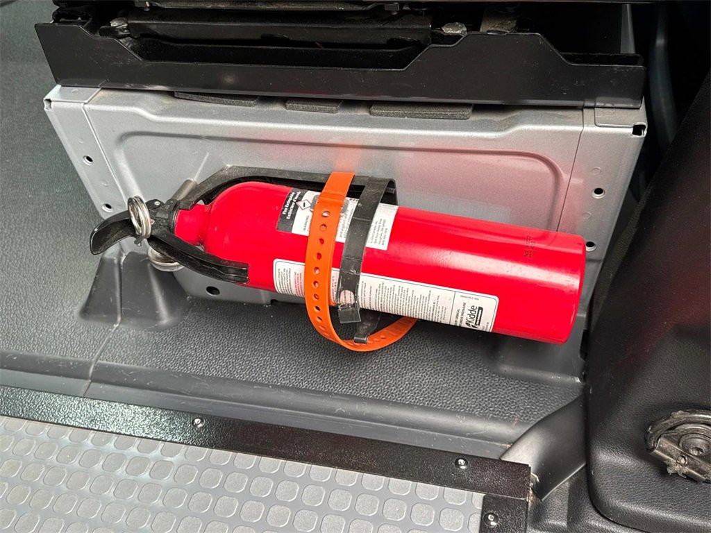 Used 2020 Mercedes-Benz Sprinter 144 Cargo image 23