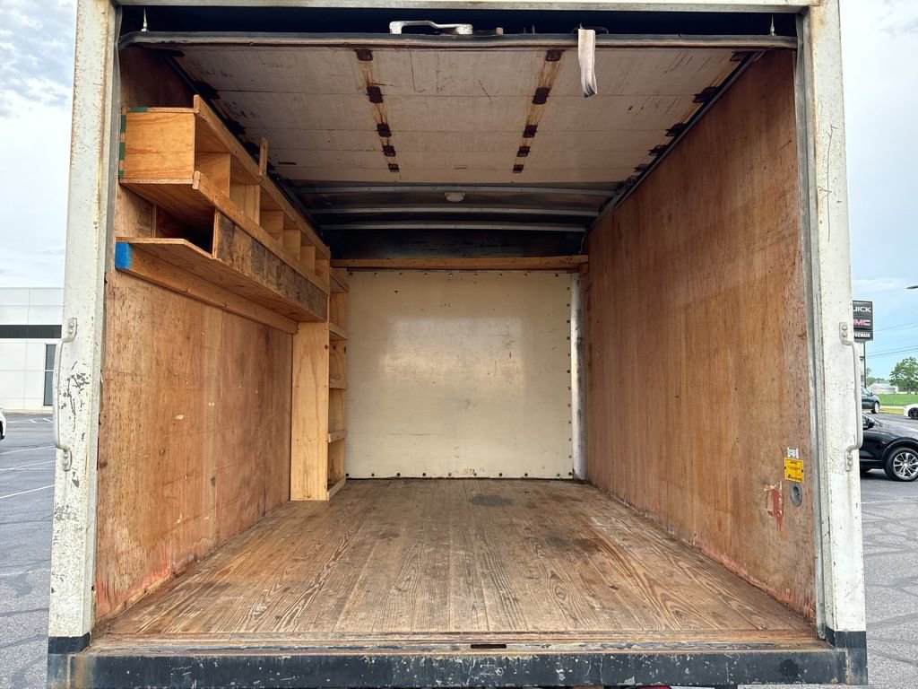 Used 2011 Ford F350 XL image 6