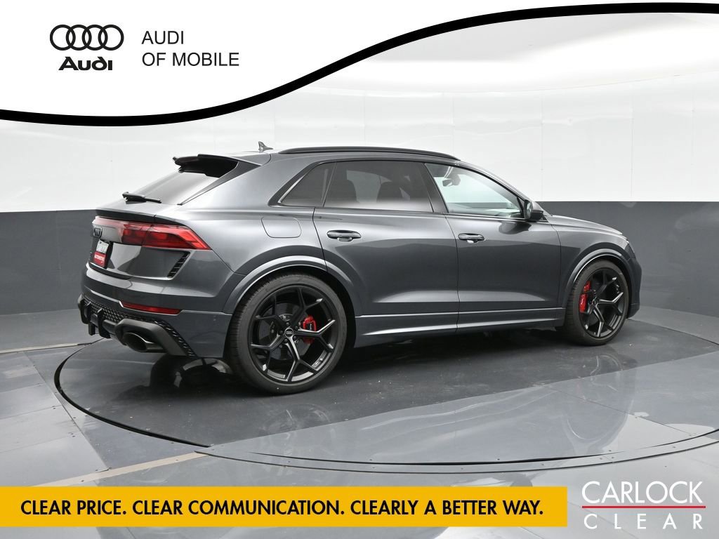 New 2025 Audi RS Q8 performance image 3