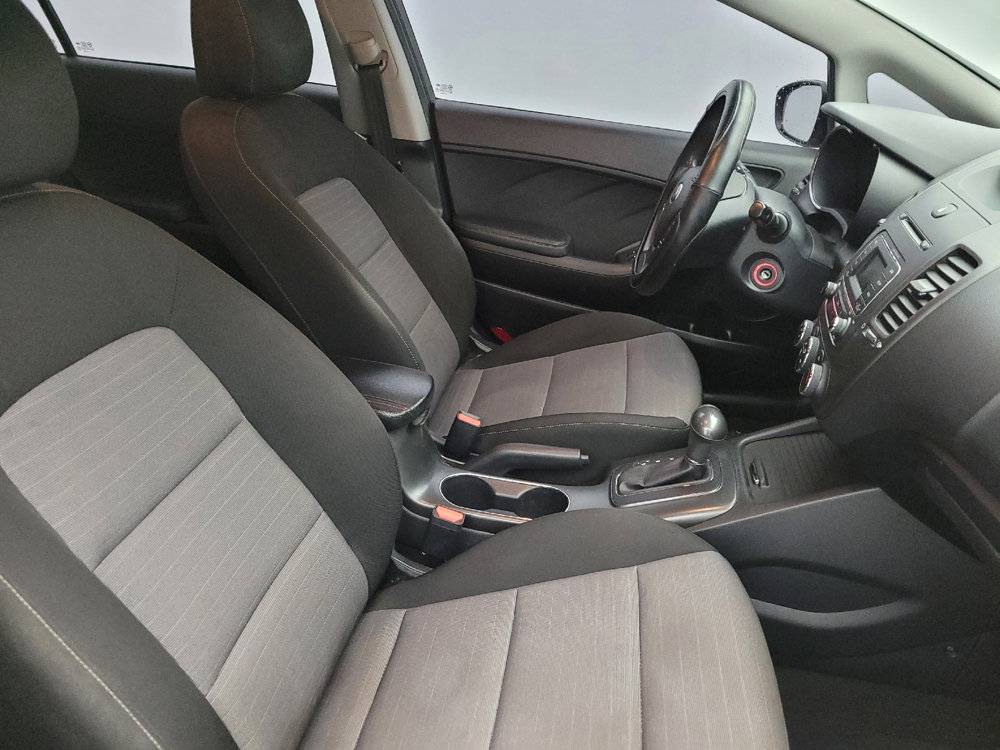 Used 2016 Kia Forte LX image 21
