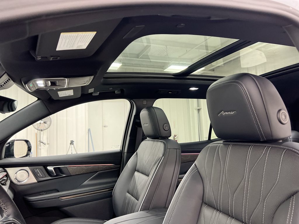 New 2026 Buick Enclave Avenir w/ Super Cruise Package FWD image 20