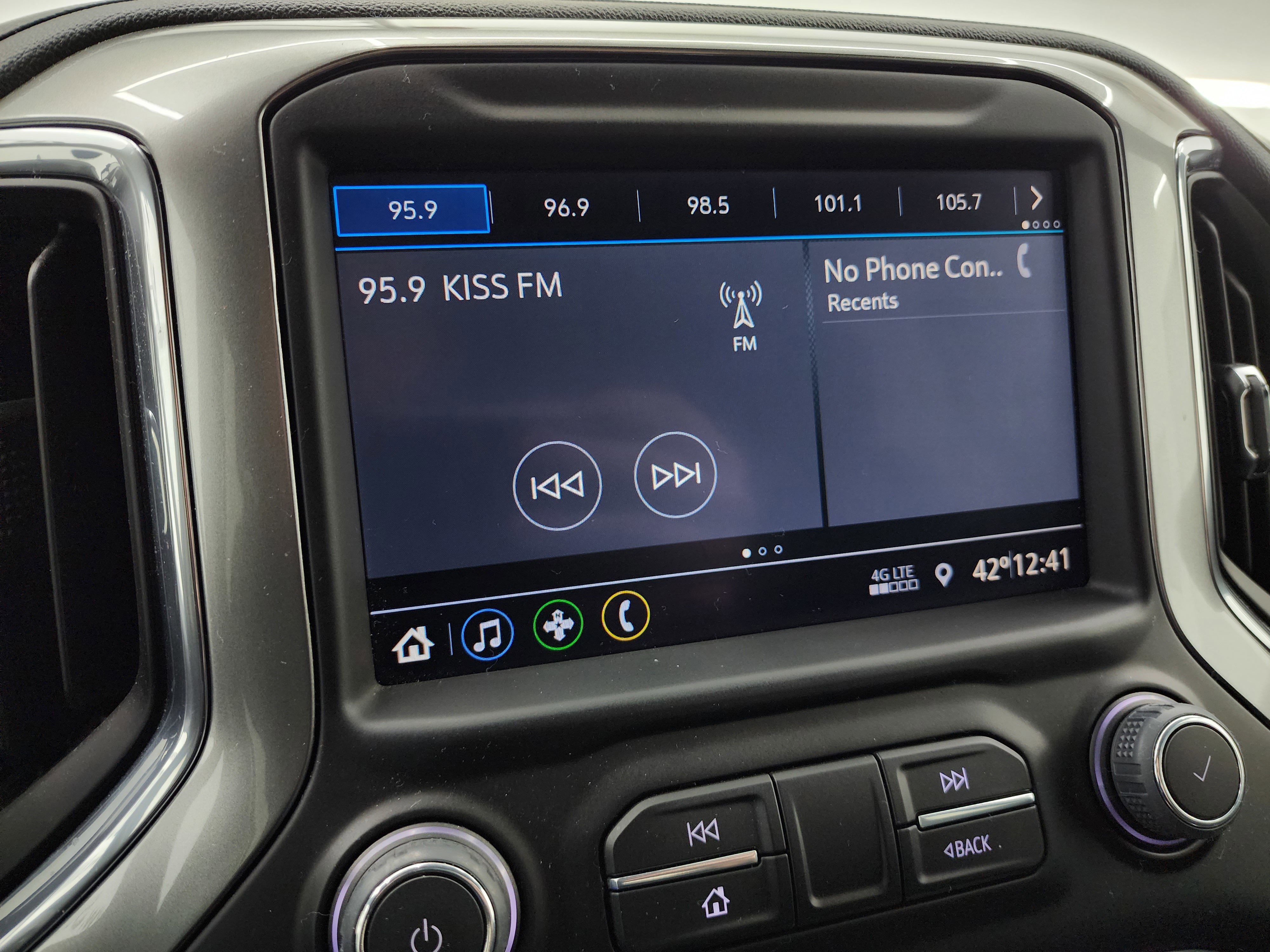 Used 2023 Chevrolet Silverado 2500 LT w/ Z71 Sport Edition image 43