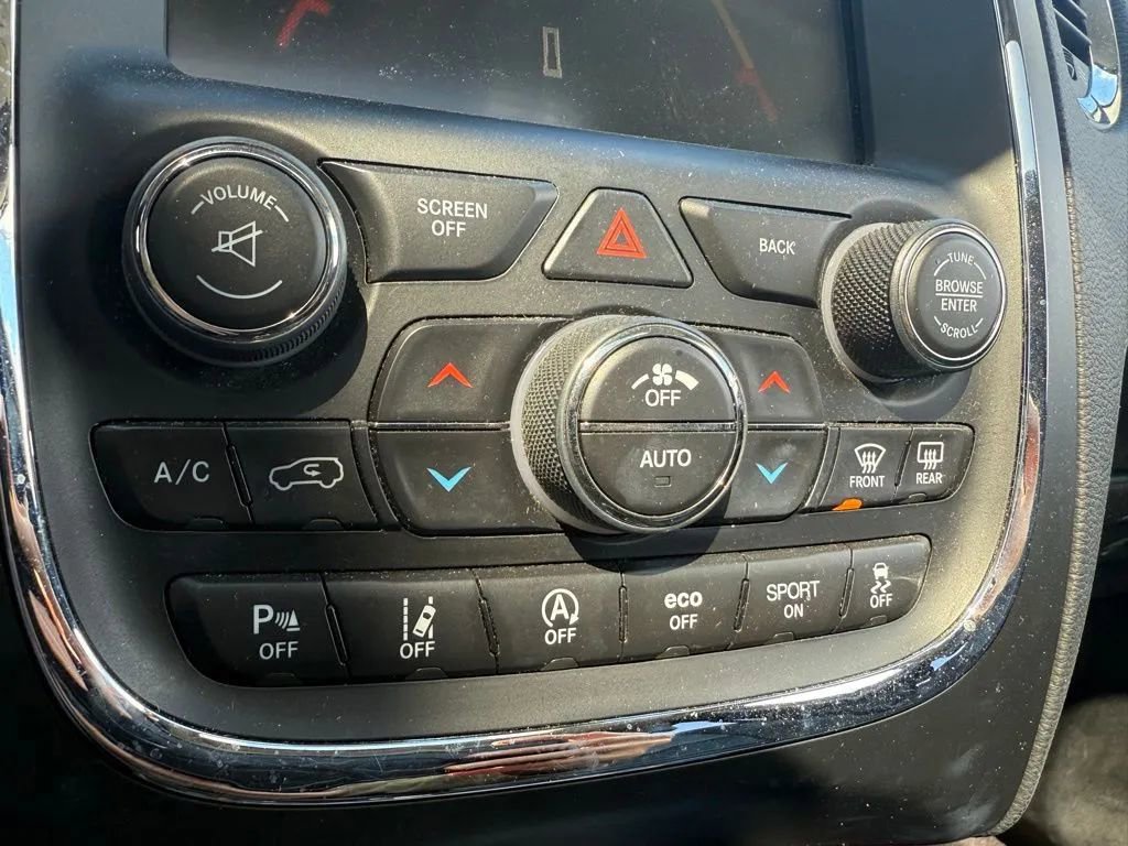 Used 2017 Dodge Durango Citadel w/ Technology Group AWD/4WD image 22