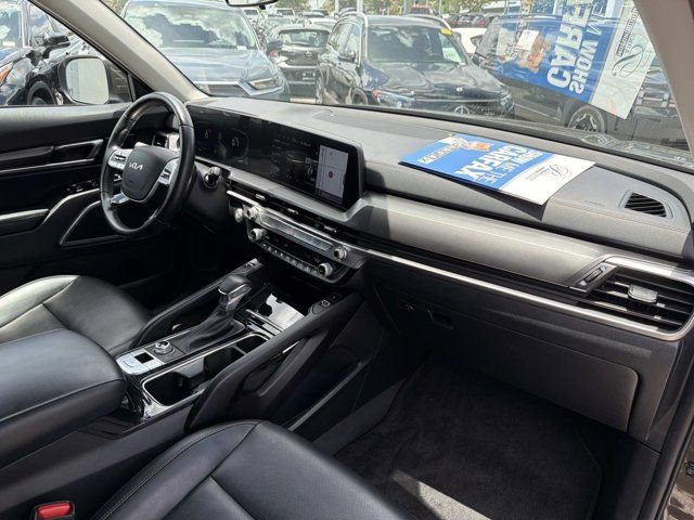 Used 2025 Kia Telluride S AWD/4WD image 18
