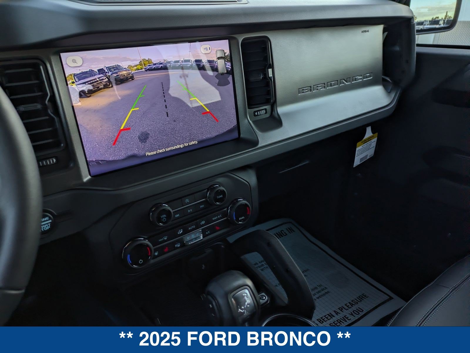 Used 2025 Ford Bronco Badlands AWD/4WD image 52