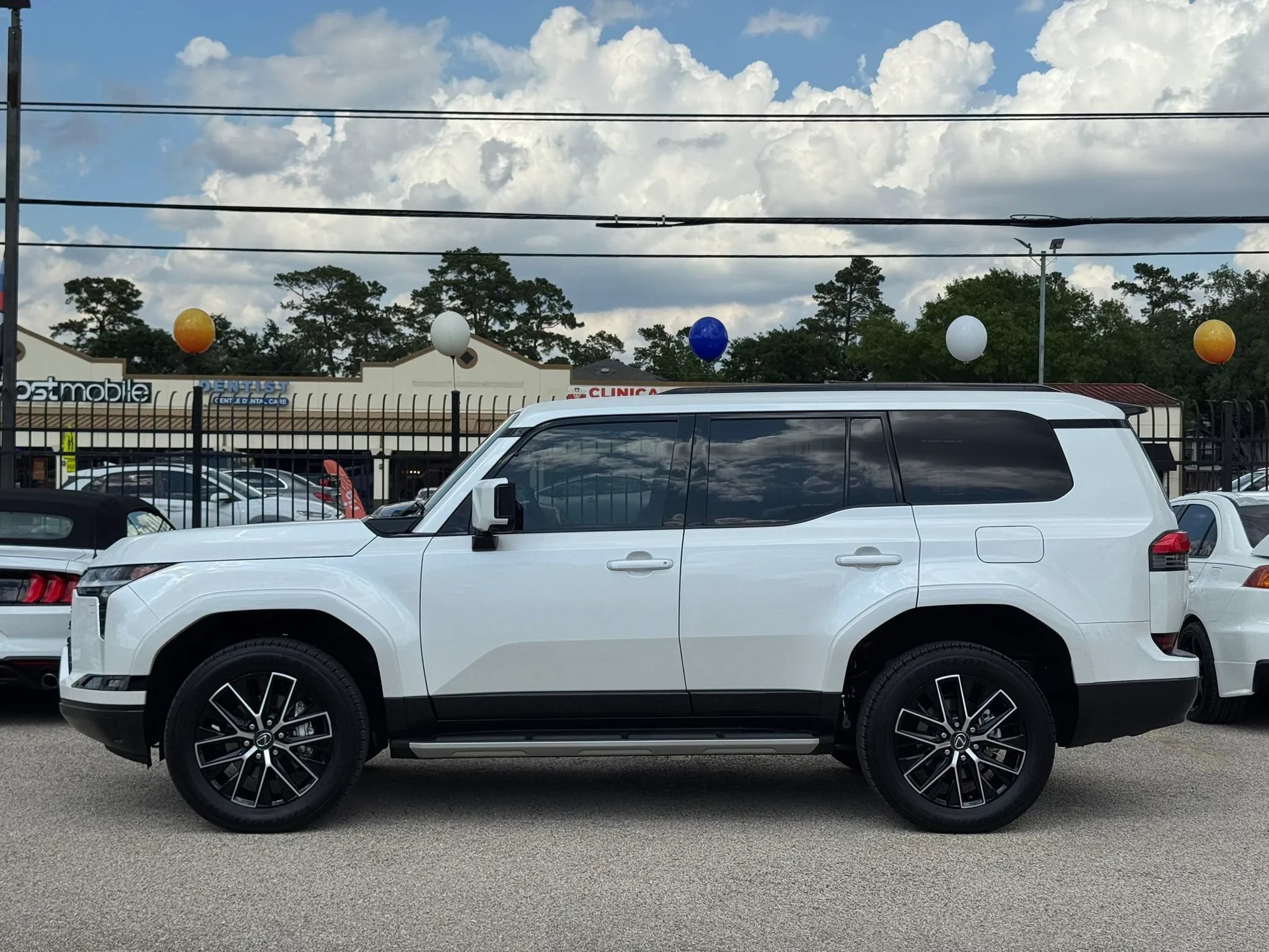 Used 2026 Lexus GX 550 w/ Accessory Package (2T) AWD/4WD image 10