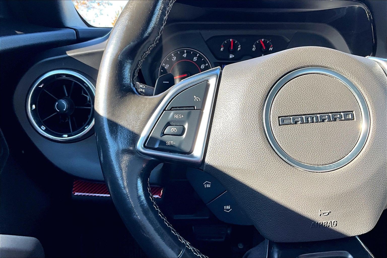 Used 2020 Chevrolet Camaro LT RWD image 11