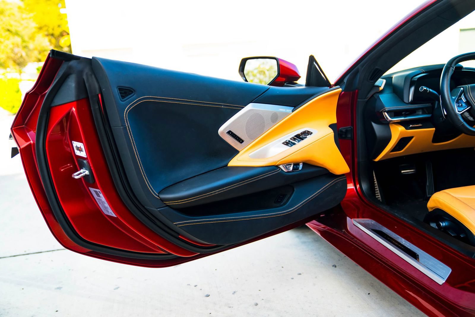 Used 2021 Chevrolet Corvette Stingray Premium Conv w/ Z51 Performance Package RWD image 33