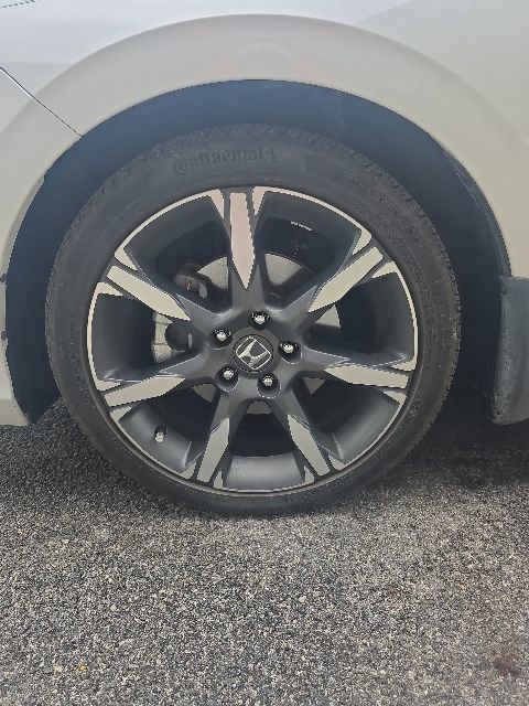 Used 2025 Honda Civic Sport Touring image 4