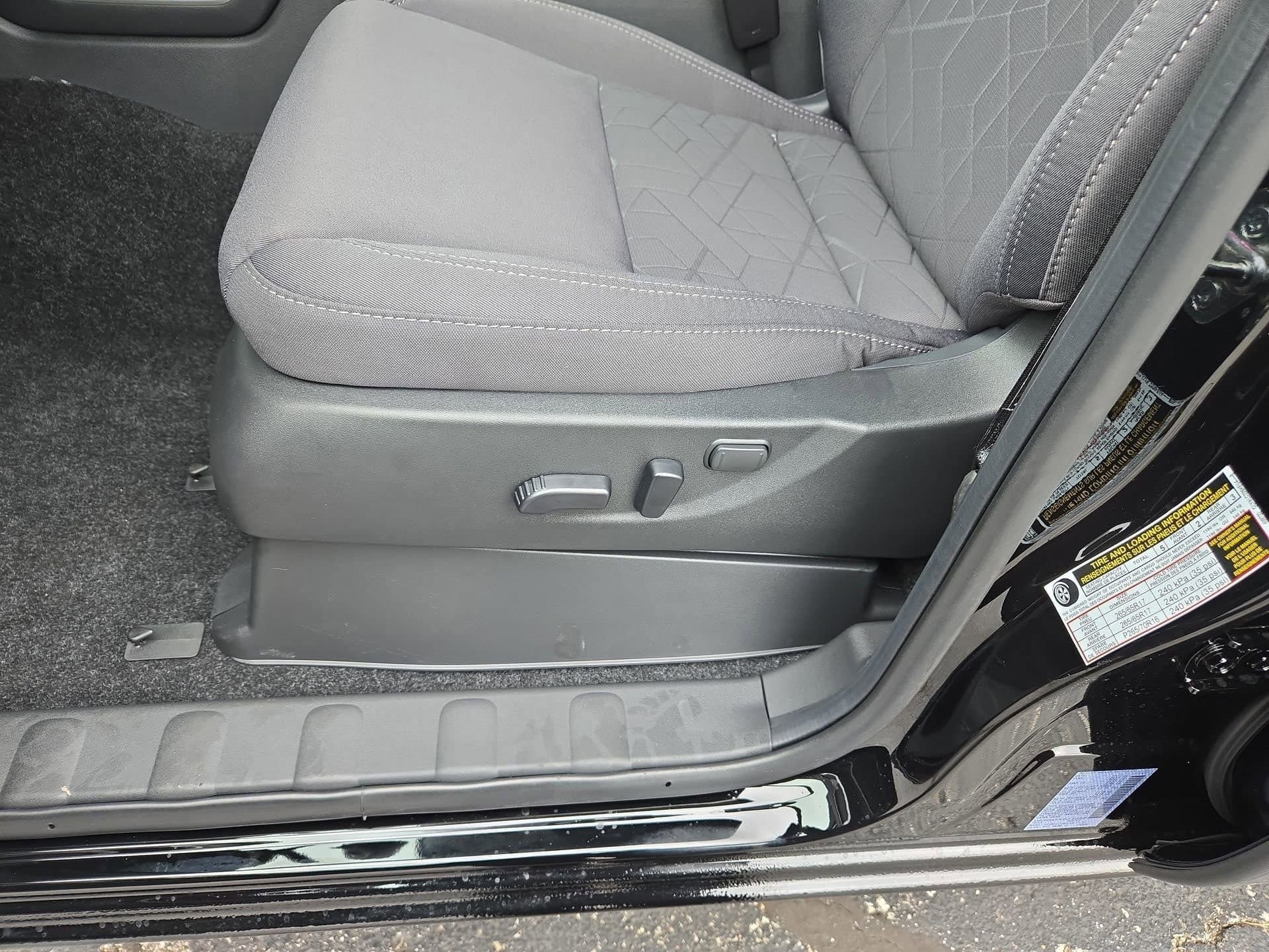 New 2026 Nissan Frontier SV w/ SV Convenience Package AWD/4WD image 32