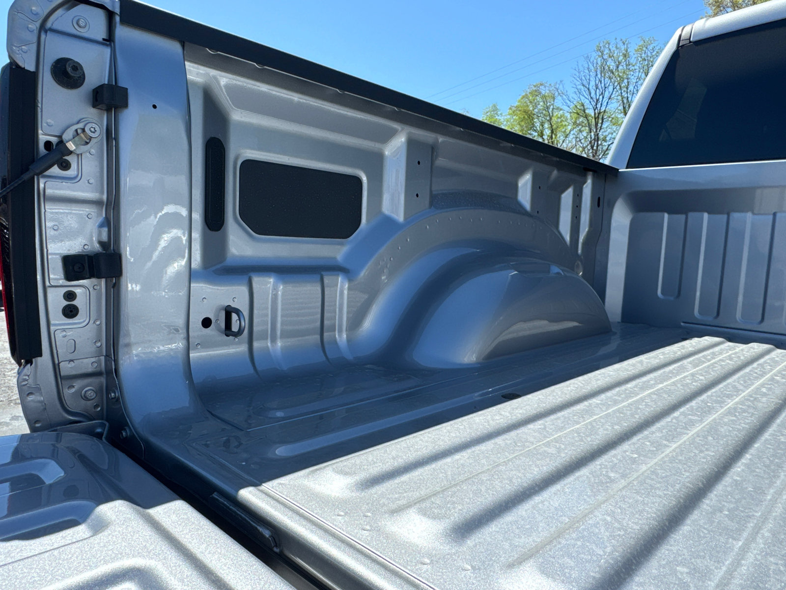 New 2025 RAM 1500 Tradesman w/ Night Edition AWD/4WD image 20