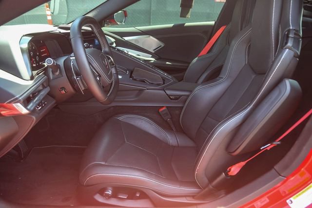 Used 2025 Chevrolet Corvette Stingray Preferred Cpe w/ Battery Protection Package RWD image 16