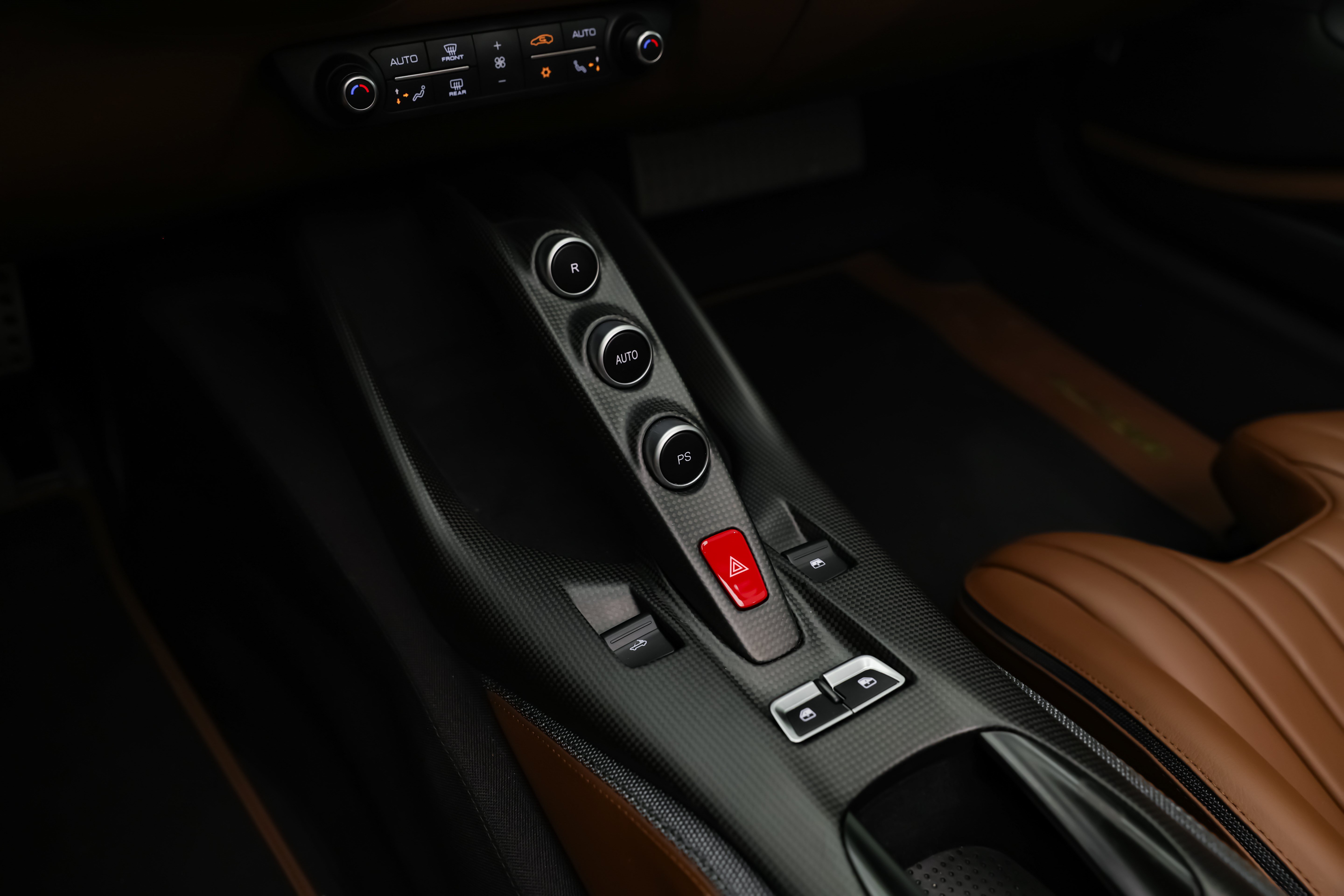 Used 2021 Ferrari 812 GTS RWD image 17