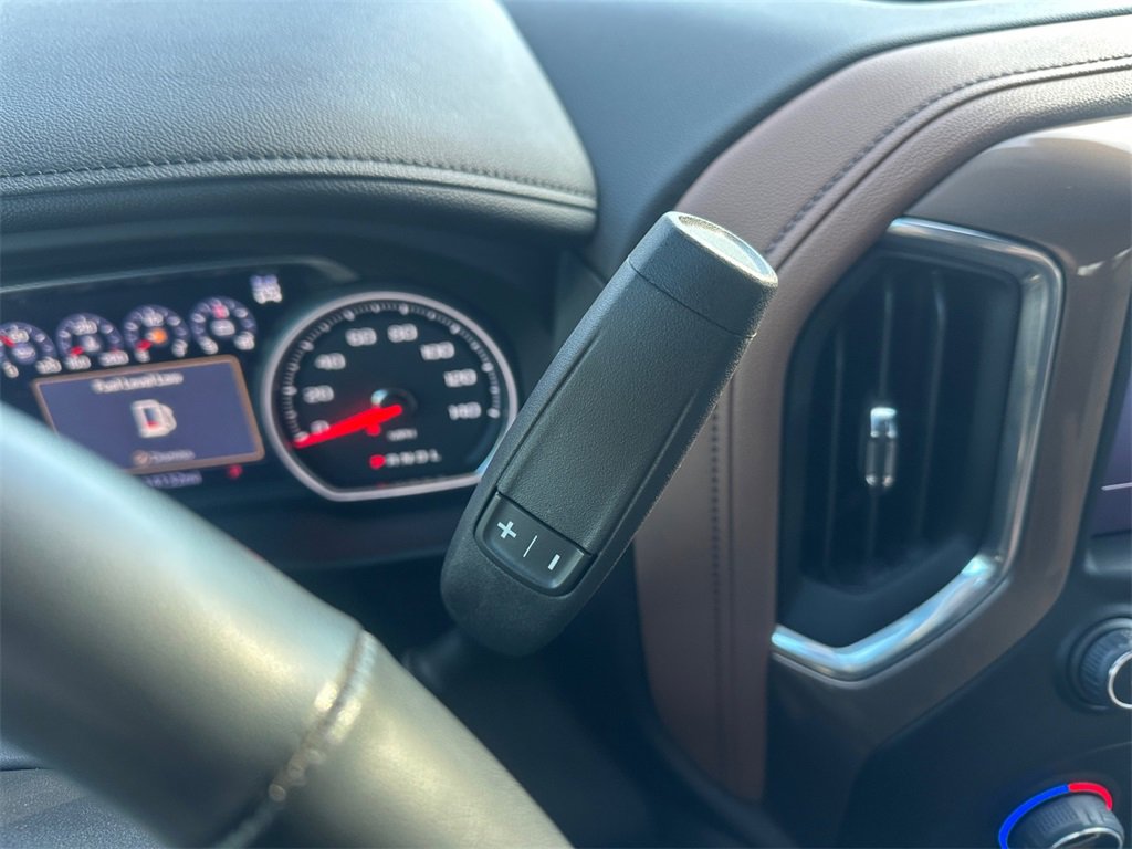 Used 2023 Chevrolet Silverado 2500 High Country w/ Technology Package image 33