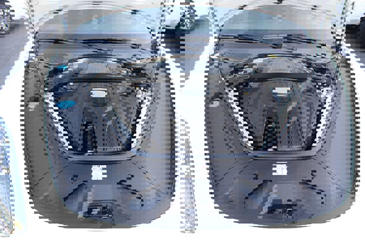 Used 2018 Porsche Panamera 4 image 37