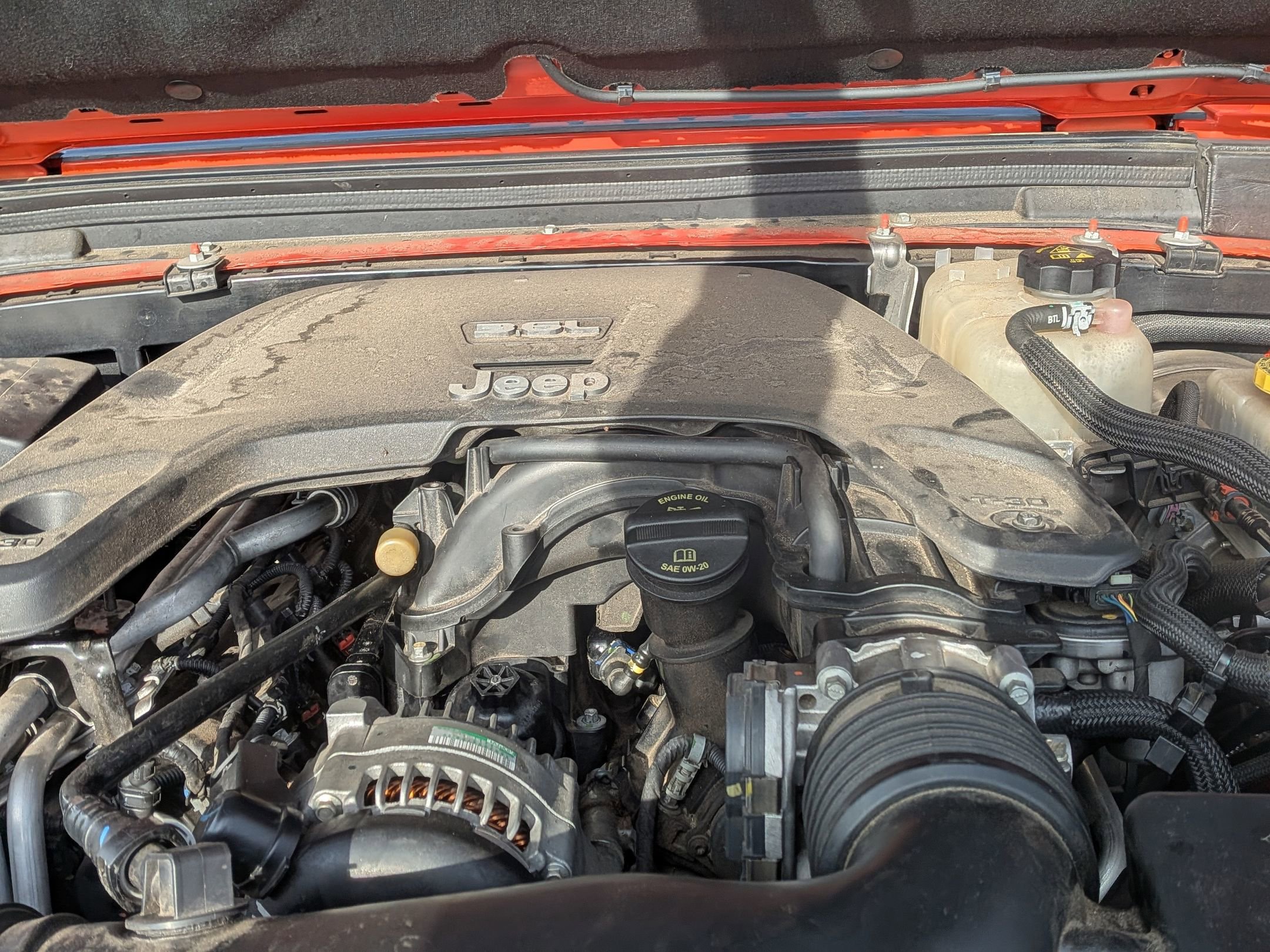 Used 2018 Jeep Wrangler Unlimited Sport image 35