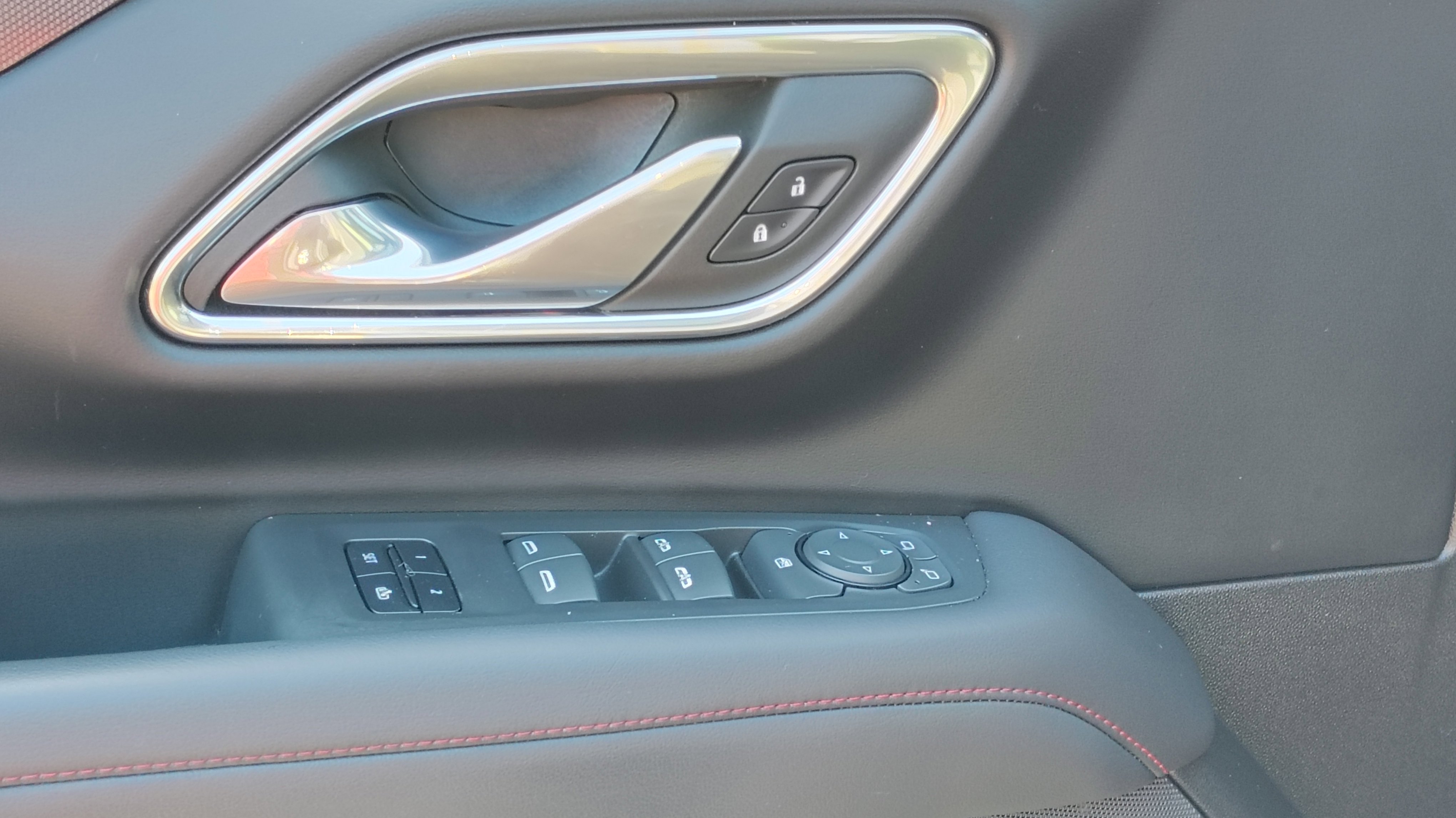 Used 2023 Chevrolet Tahoe RST image 10