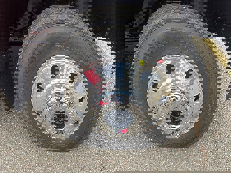 New 2025 Ford F550 4x4 SuperCab Super Duty w/ XLT Value Package image 13