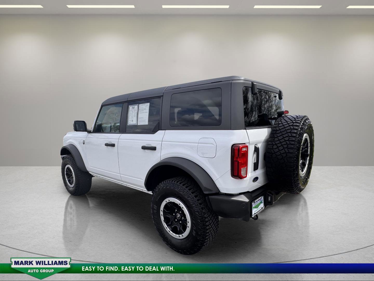 Used 2024 Ford Bronco Big Bend w/ Sasquatch Package image 5
