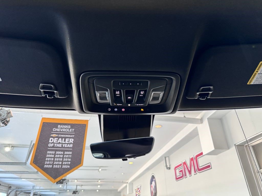 Certified 2022 Chevrolet Silverado 1500 ZR2 w/ Technology Package image 23