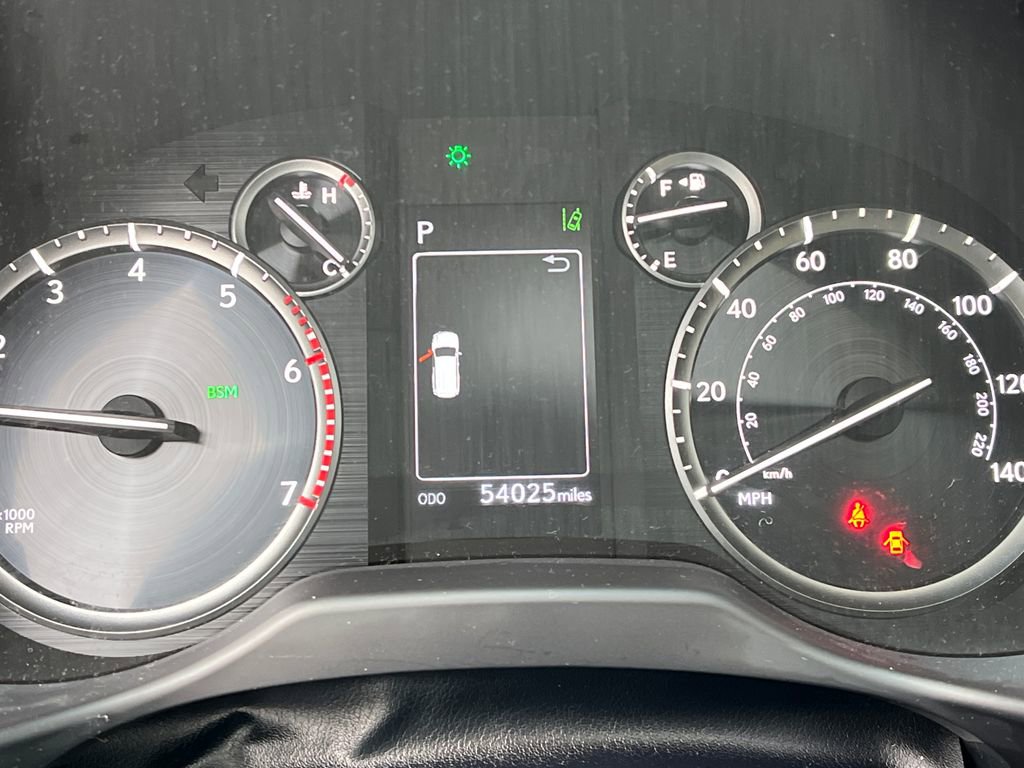 Used 2021 Lexus GX 460 w/ Accessory Package image 15