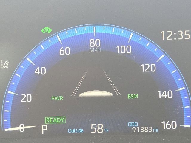 Used 2021 Toyota Corolla LE image 37