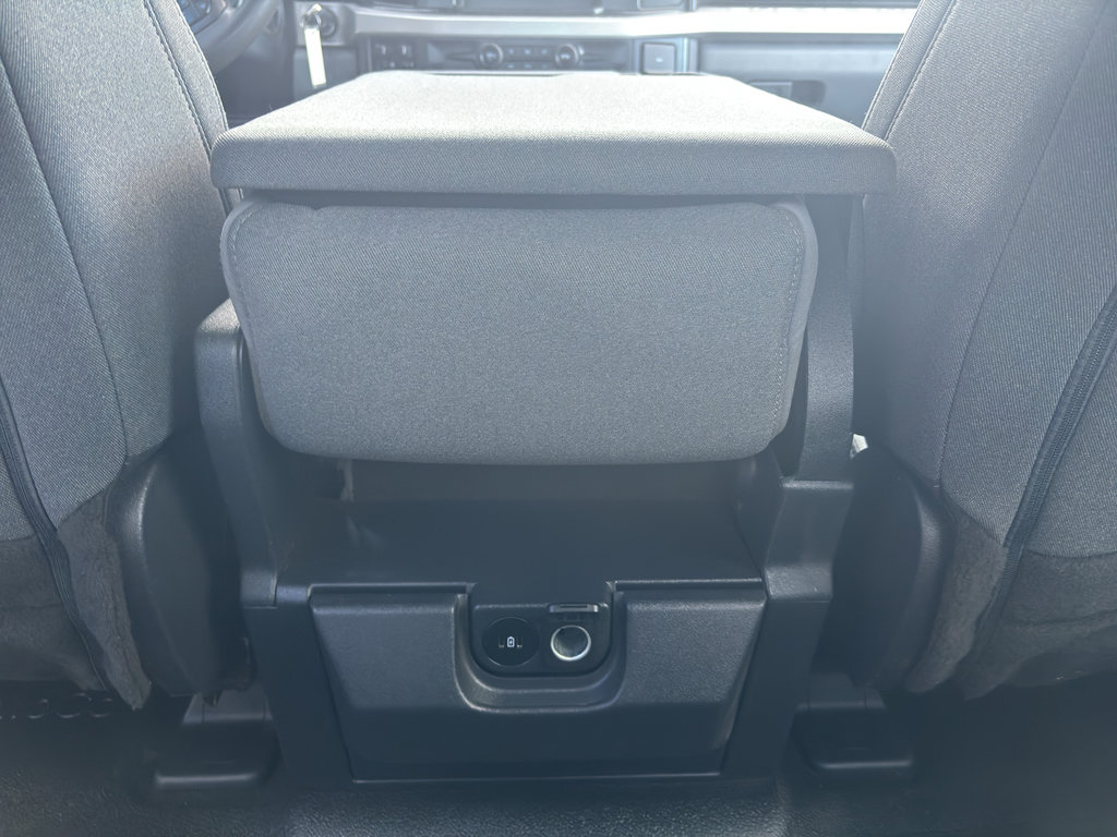 Used 2023 Ford F350 XLT w/ FX4 Off-Road Package image 28