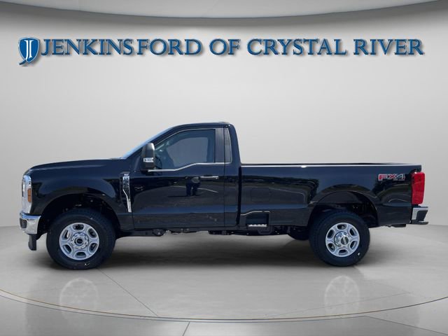 Used 2025 Ford F350 XLT w/ FX4 Off-Road Package image 3