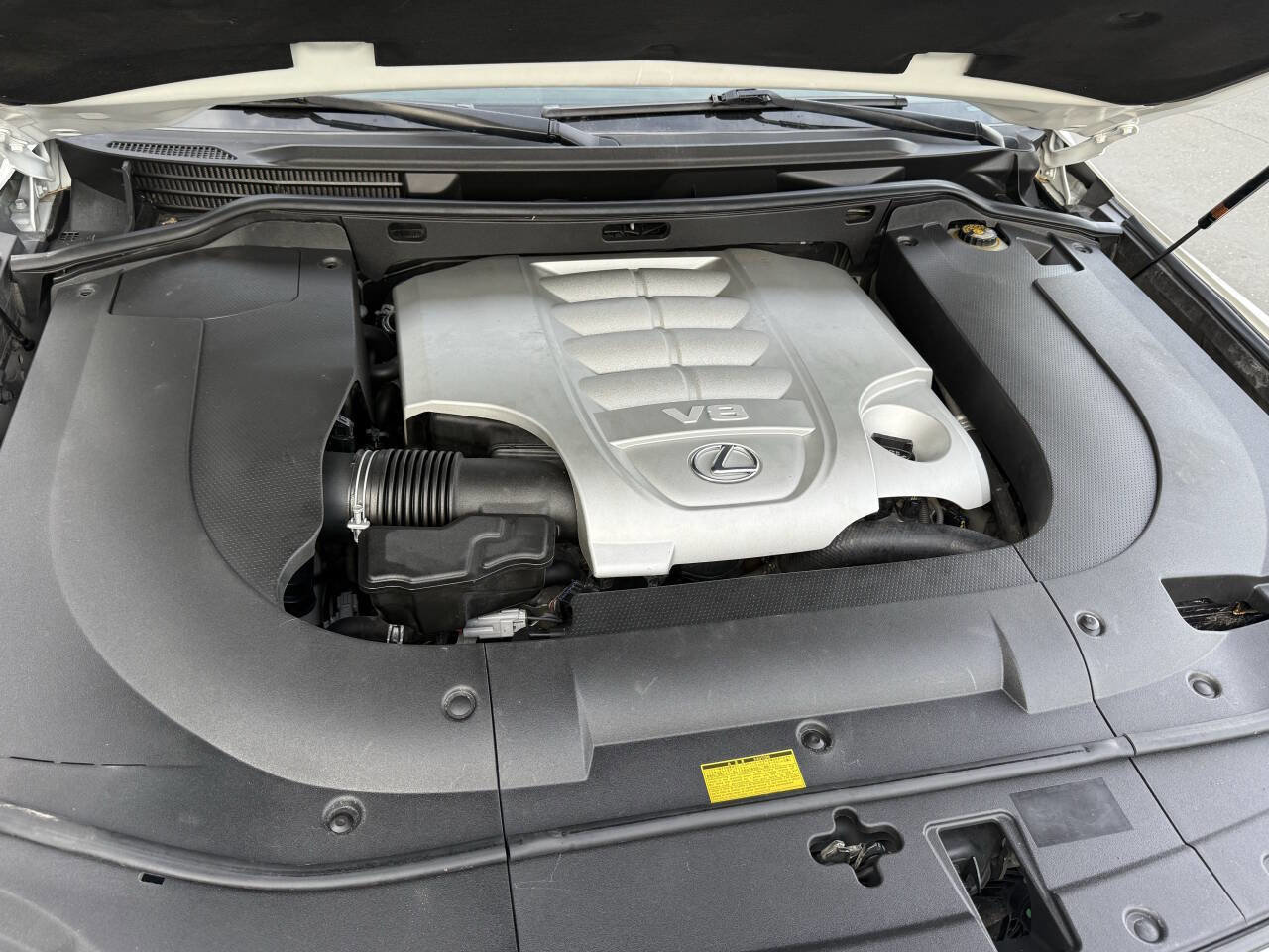 Used 2009 Lexus LX 570 4WD image 26