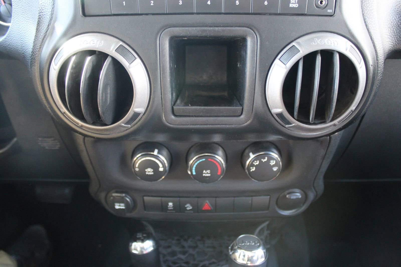 Used 2013 Jeep Wrangler Sport image 28