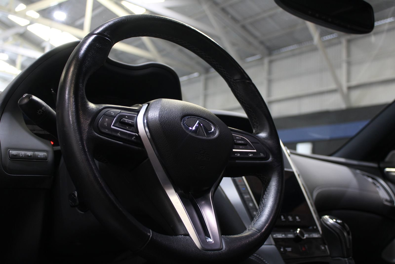 Used 2018 INFINITI Q60 3.0t Luxe w/ Sensory Package 3.0T Luxe image 24