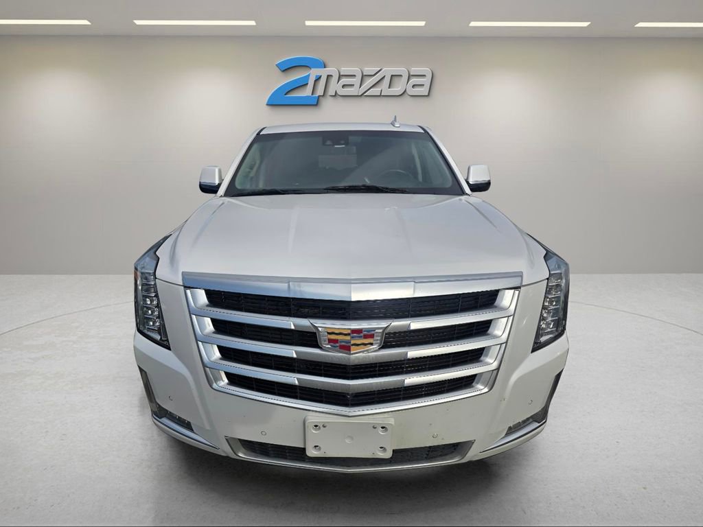 Used 2019 Cadillac Escalade ESV Premium Luxury image 14