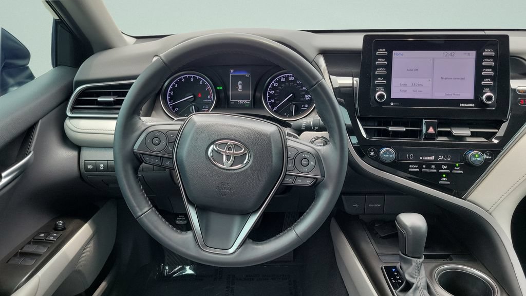 Used 2024 Toyota Camry SE w/ Convenience Package FWD image 12