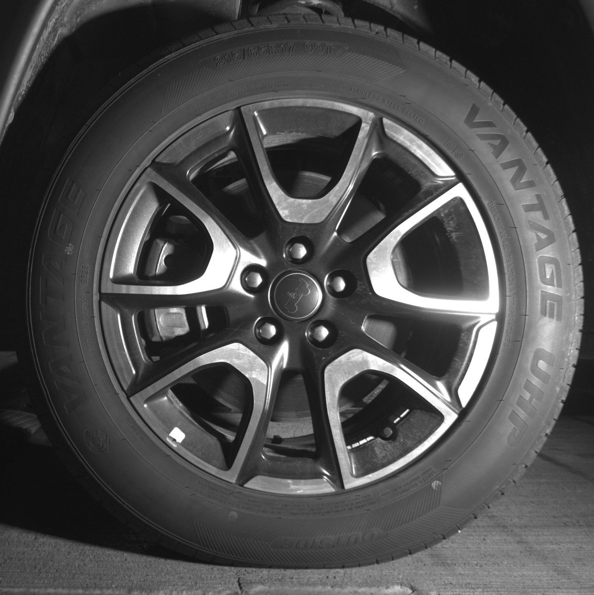 Used 2025 Jeep Compass Trailhawk image 12