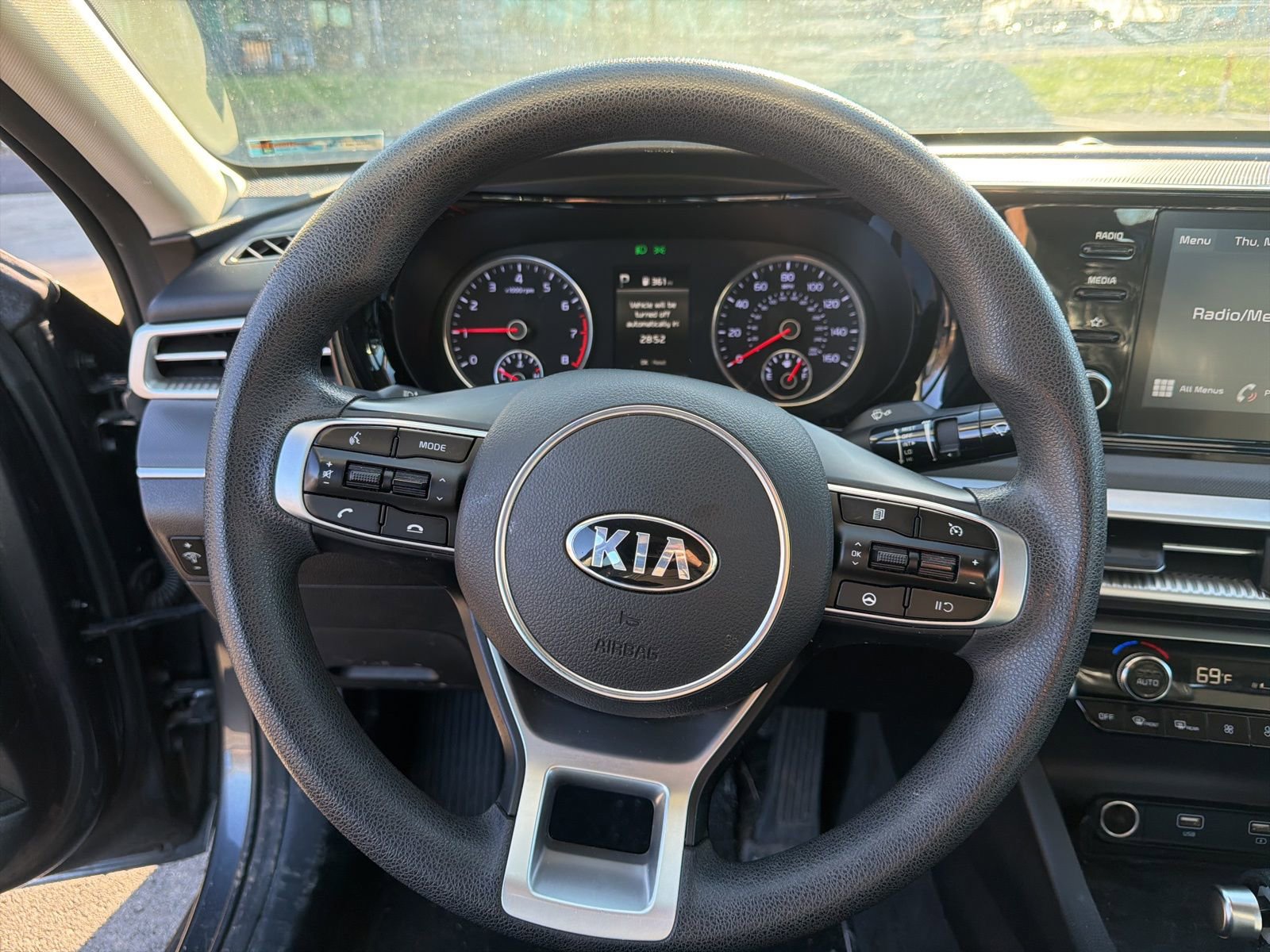 Used 2021 Kia K5 LXS image 10
