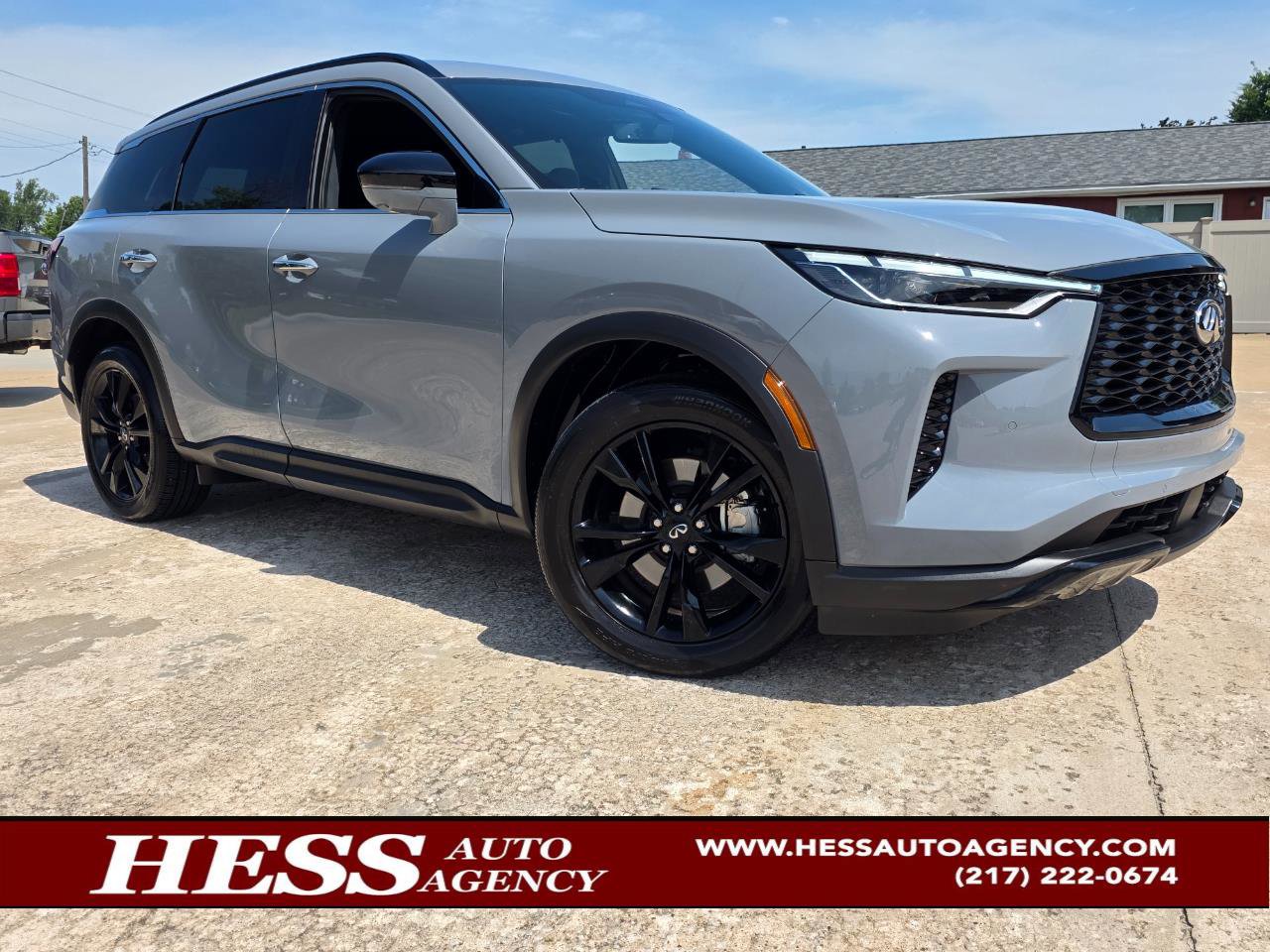 Used 2025 INFINITI QX60 Luxe w/ Black Edition image 1