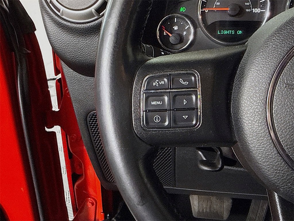 Used 2018 Jeep Wrangler Unlimited Sahara w/ Max Tow Package image 17